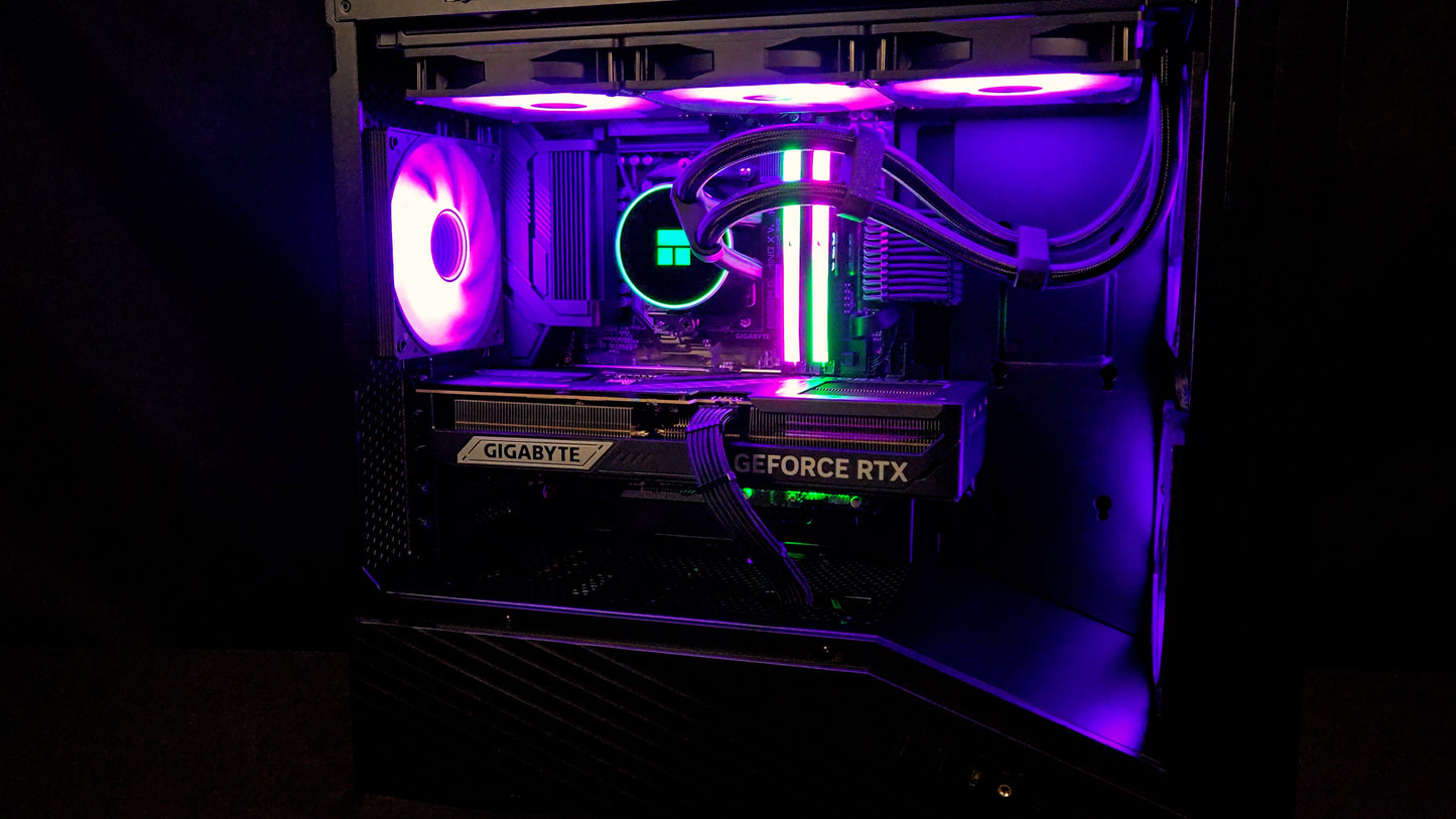 Vector 150 INF Custom (9850X3D / RTX 5080)